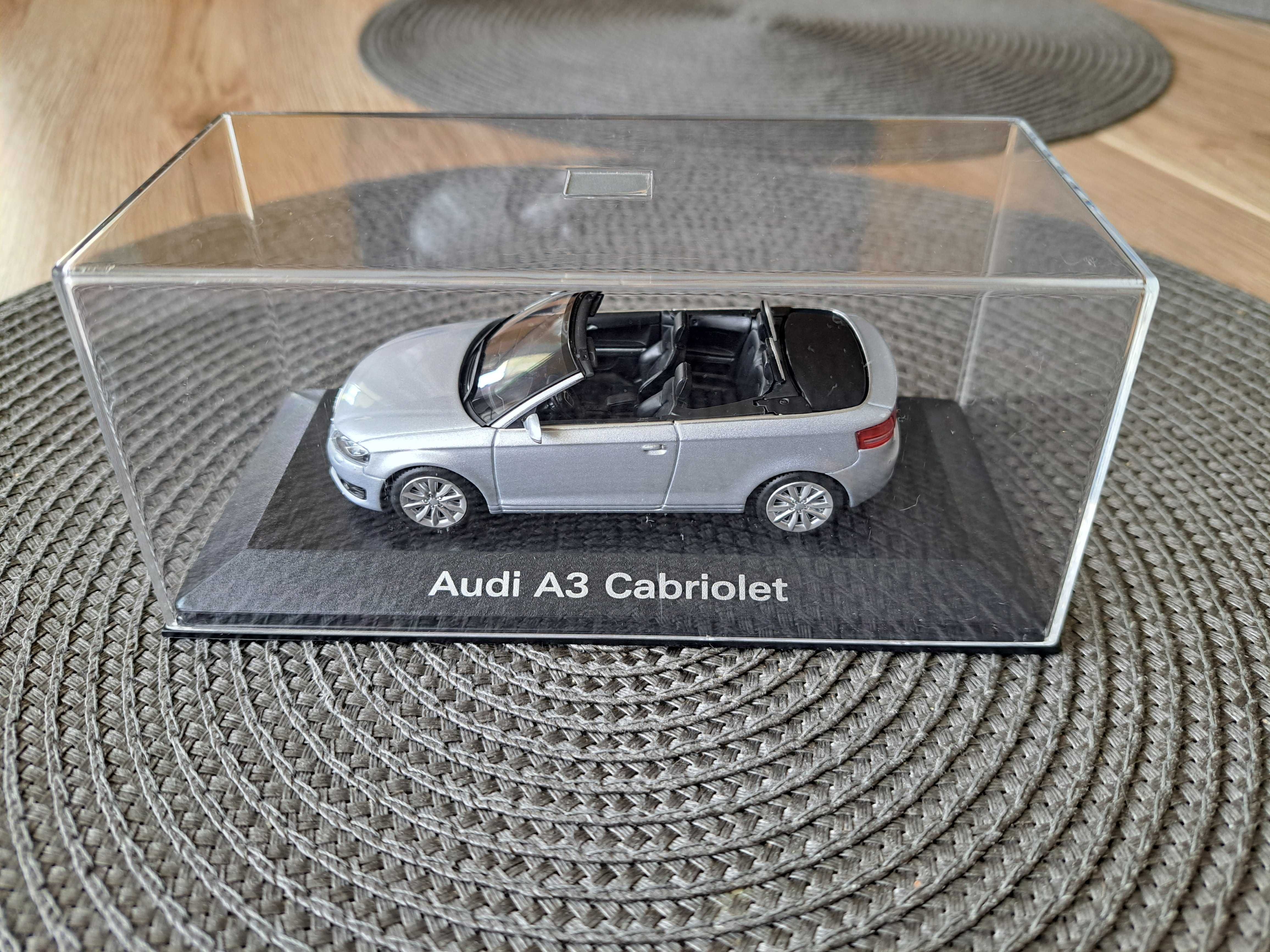 Audi A3 II 8P7 cabrio srebrny Minichamps 1:43