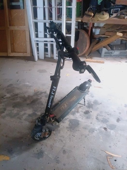 Trotinetes FLJ scooter