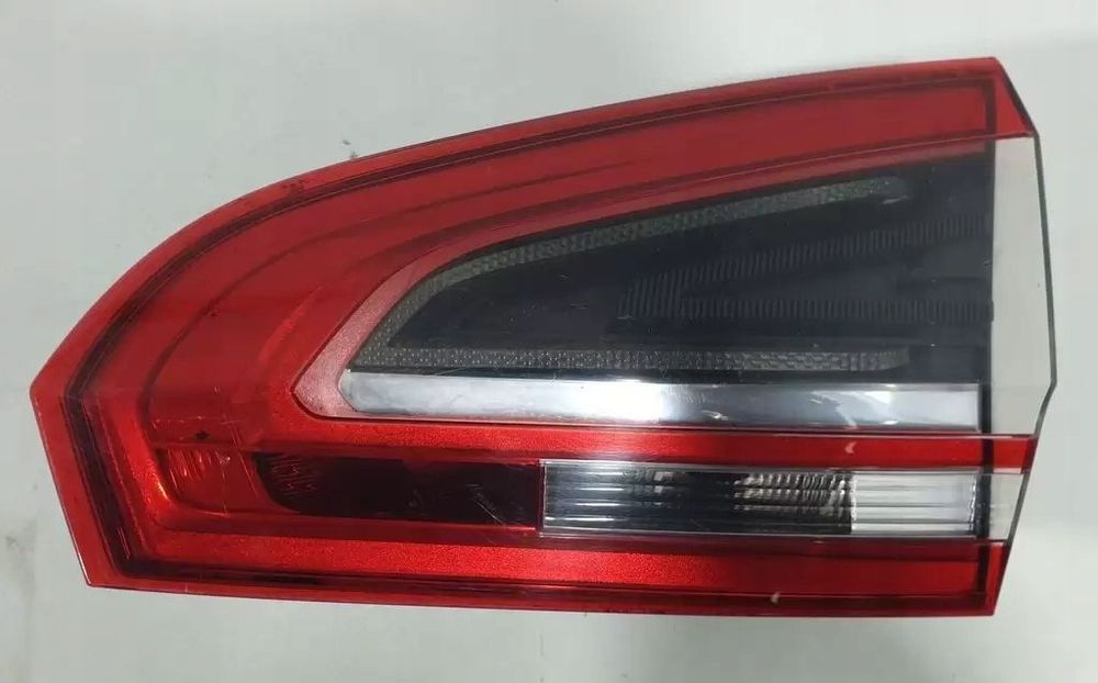 Ford S-Max Lampa Tył Prawa 3281881x