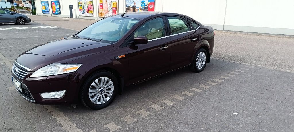 Ford Mondeo MK4 Sedan Benzyna GHIA