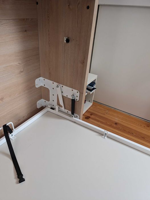 Cama Individual Rebatível de Móvel de Parede em Óptimo Estado