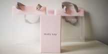 Pudełko oraz dwie torebki transparentne na prezent Mary Kay