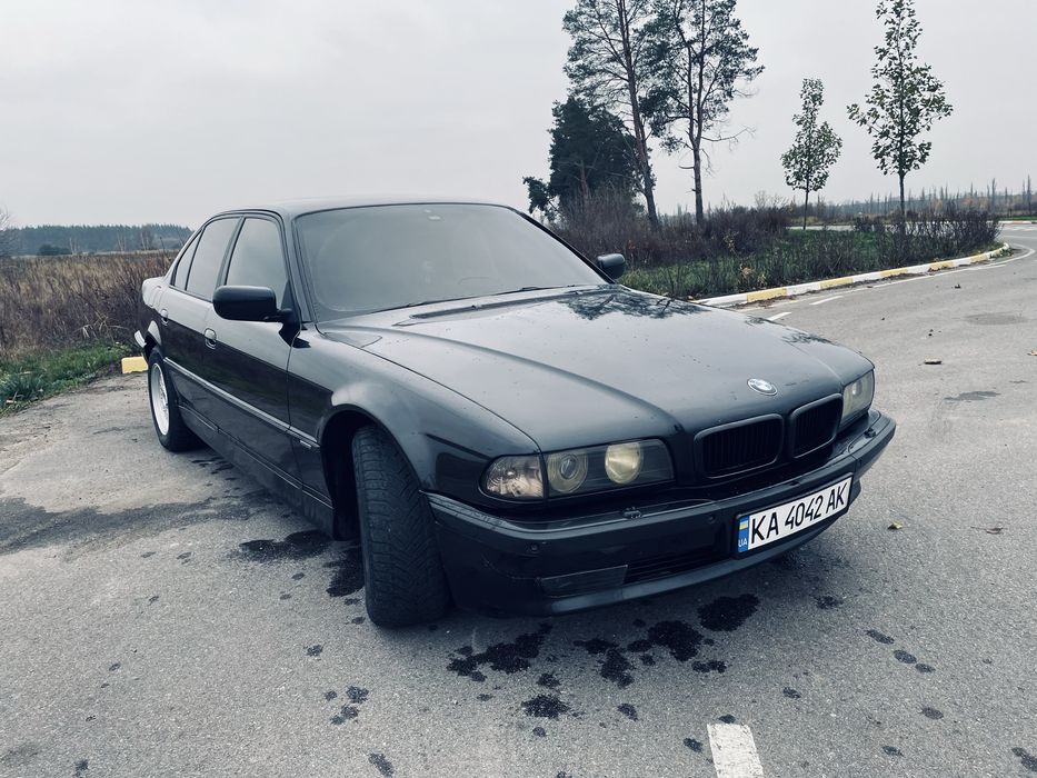 Продам BMW E38 2.8 m52b28