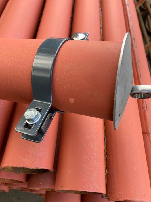 Obejmy na Rure Fi 90 447 szt.