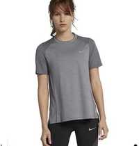 Спортивная женская футболка Nike Running размер М