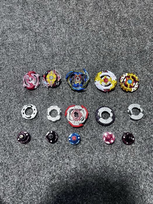 Бейлблейд від такара томі,ціни в описі