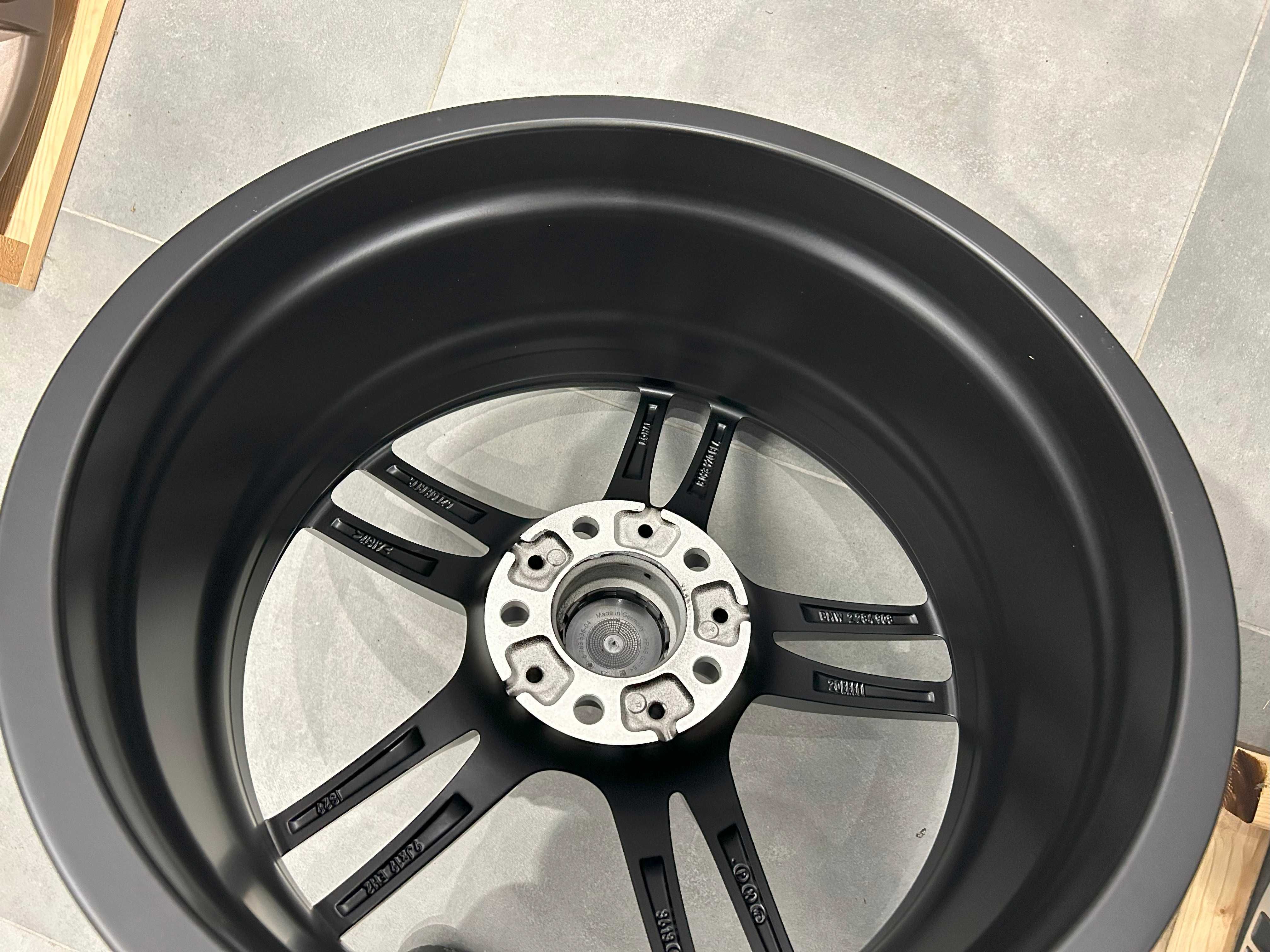 Oryginalne felgi 19 5x120 BMW STYLING 641 F10 F11 F12 F13 F80 M3 E60