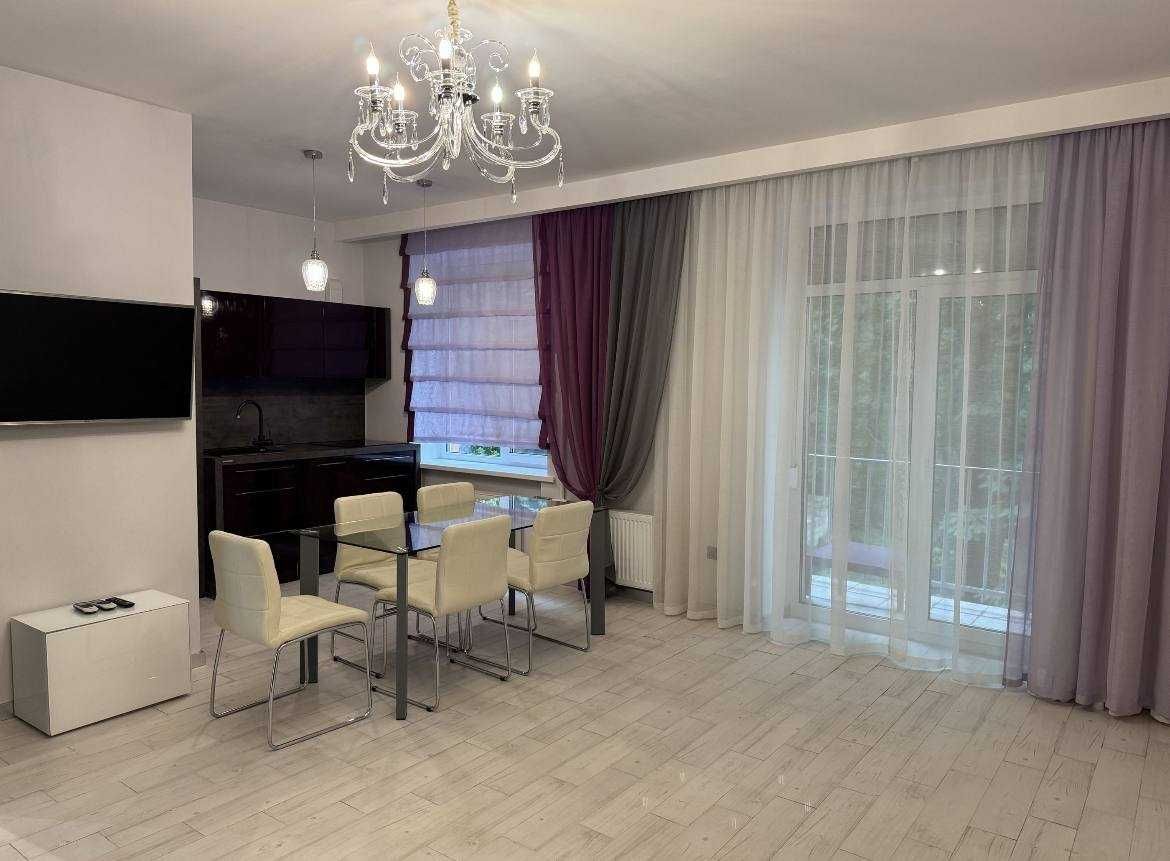 Продаж Кловський узвіз 6 Авторський ремонт 54кв Центр Сталінка ВИГІДНО