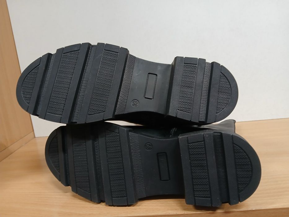 Челсі 39 р/25 см шкіряні  черевики Harper  Germany  оригінал