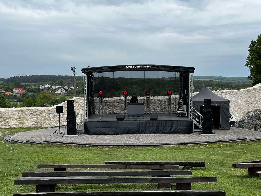 Wynajem Scena mobilna - nagłośnienie - piknik event festyn najazdy