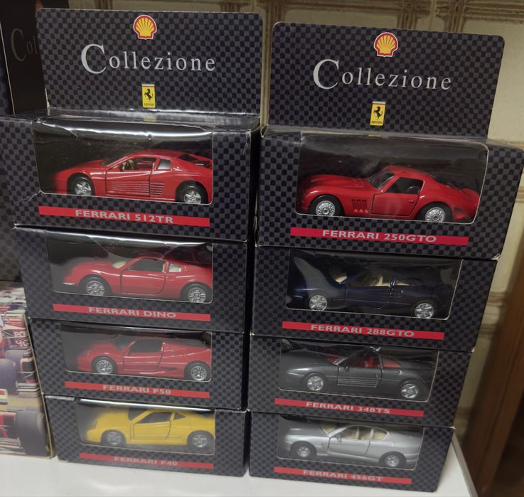 Brinquedos (carros+motas)