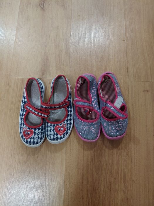 Дитяче взуття різні розміри