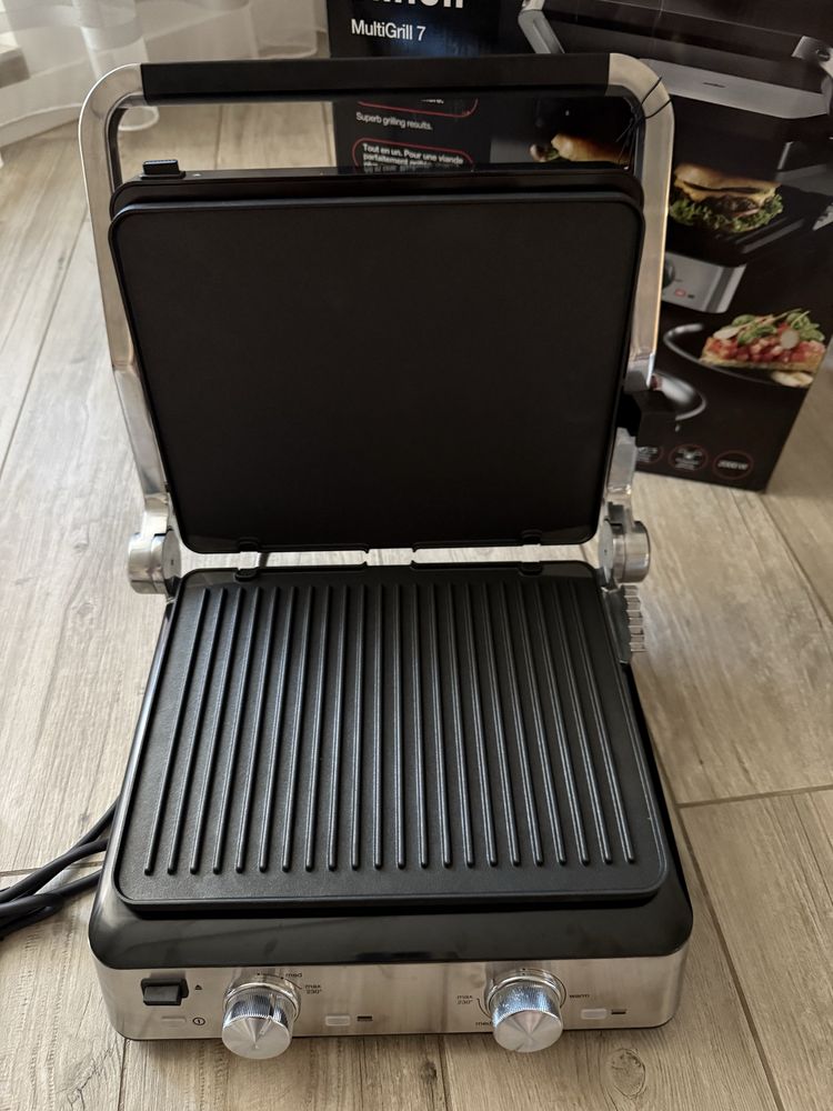 Електрогриль Braun MultiGrill 7 CG 7020