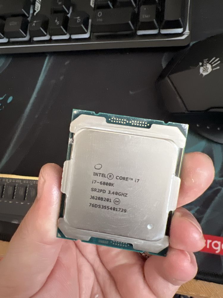 Core i7 6800 k,  socket 2011-v3