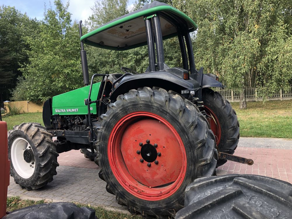 VALTRA Valmet 700 , 70 koni