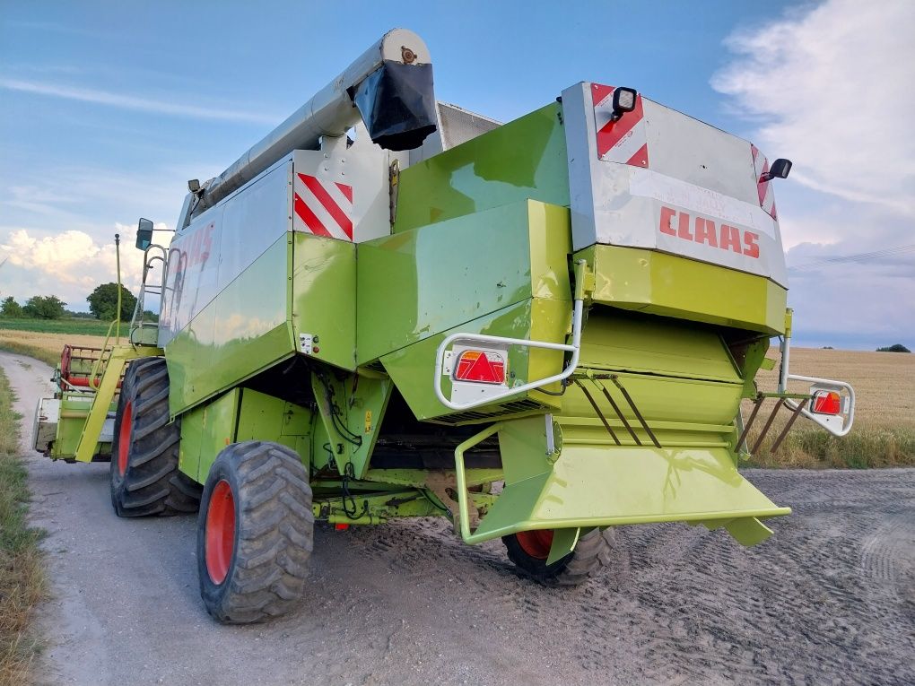 Kombajn Claas Lexion 420 (John deere/New holland)