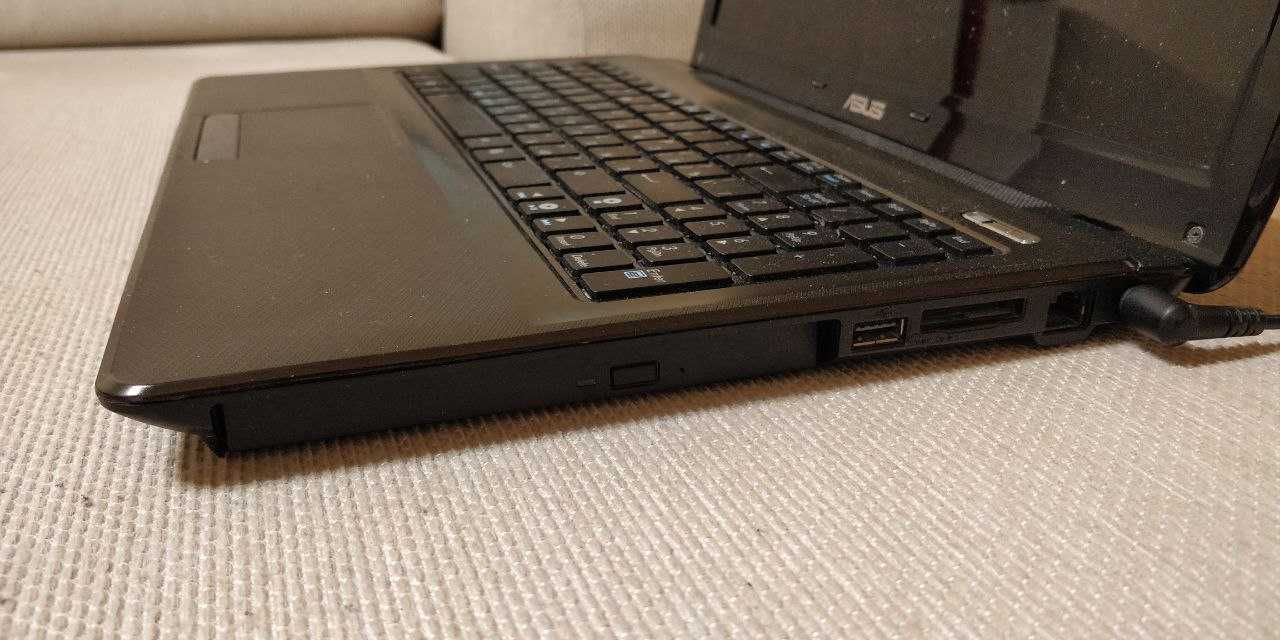 Ноутбук Asus K52JR