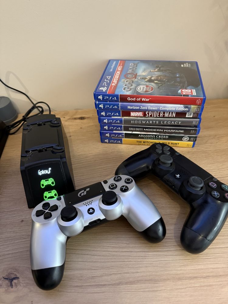 Playstation 4 PRO 1TB | 2 Pady+ 7 Gier + Stacja Ład.