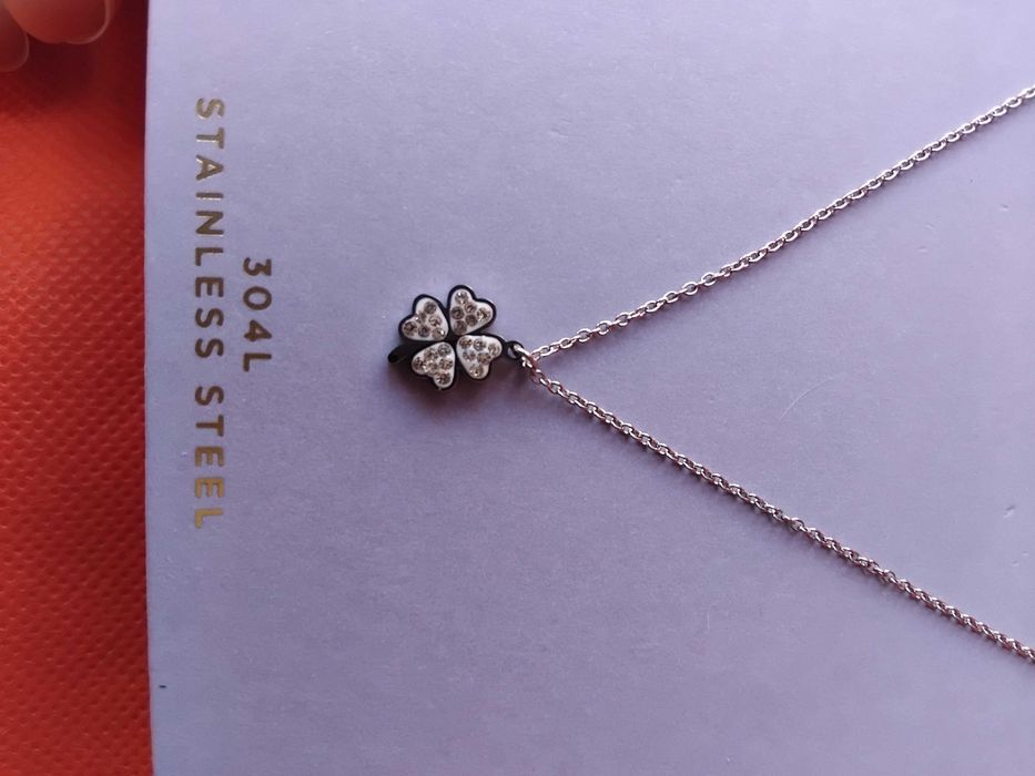 Colar e pulseira da Parfois