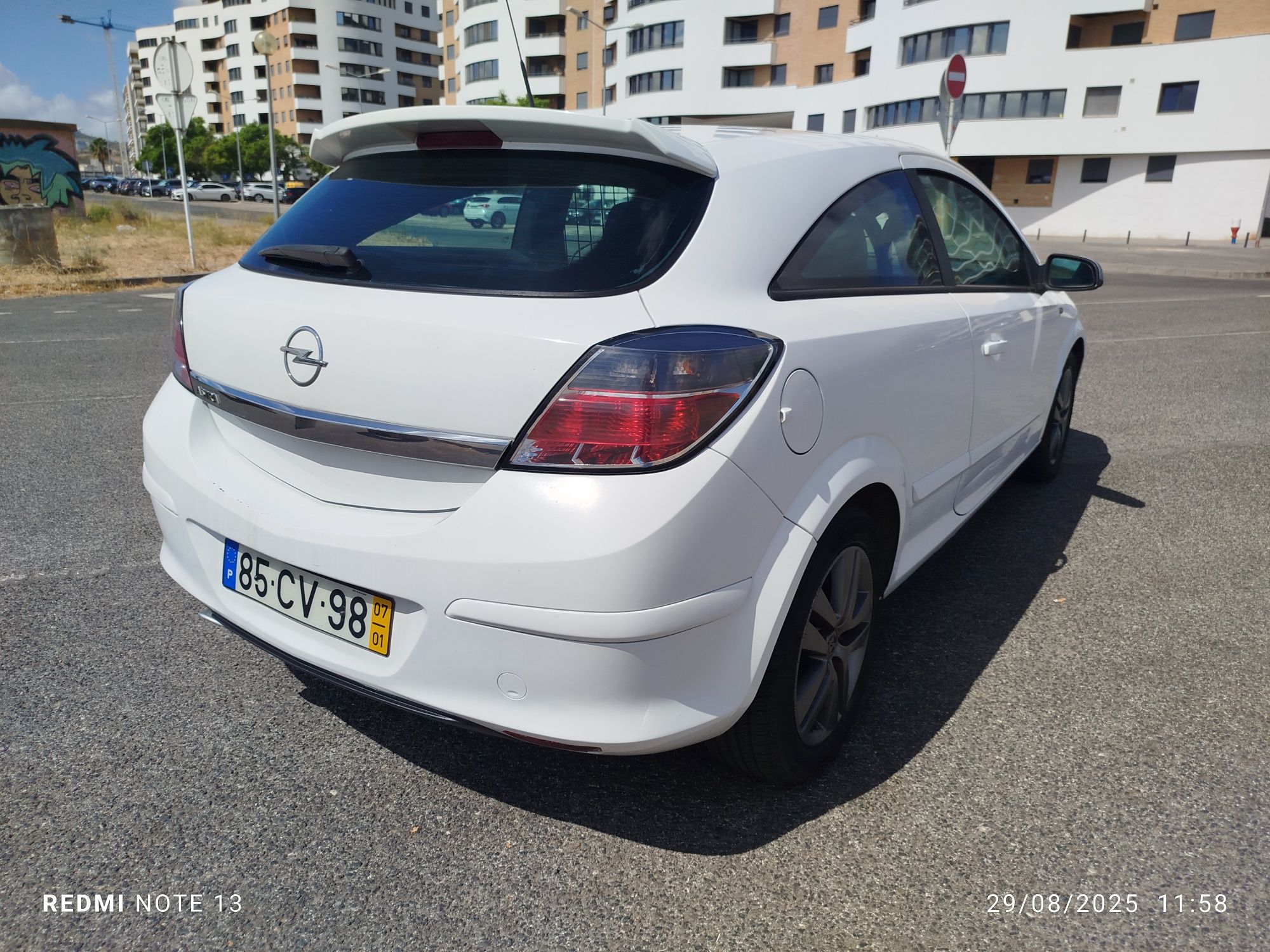 Opel Astra Comercial 1,9 CDTIGTC  150 Cv's Sport M6 3799