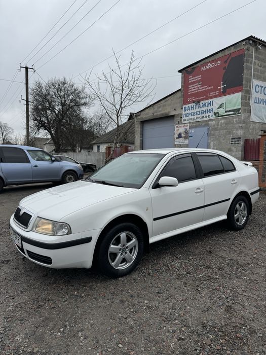 Škoda octavia TOUR 1.8 TURBO