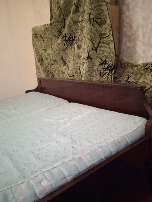 Кровать Чеська б/у.