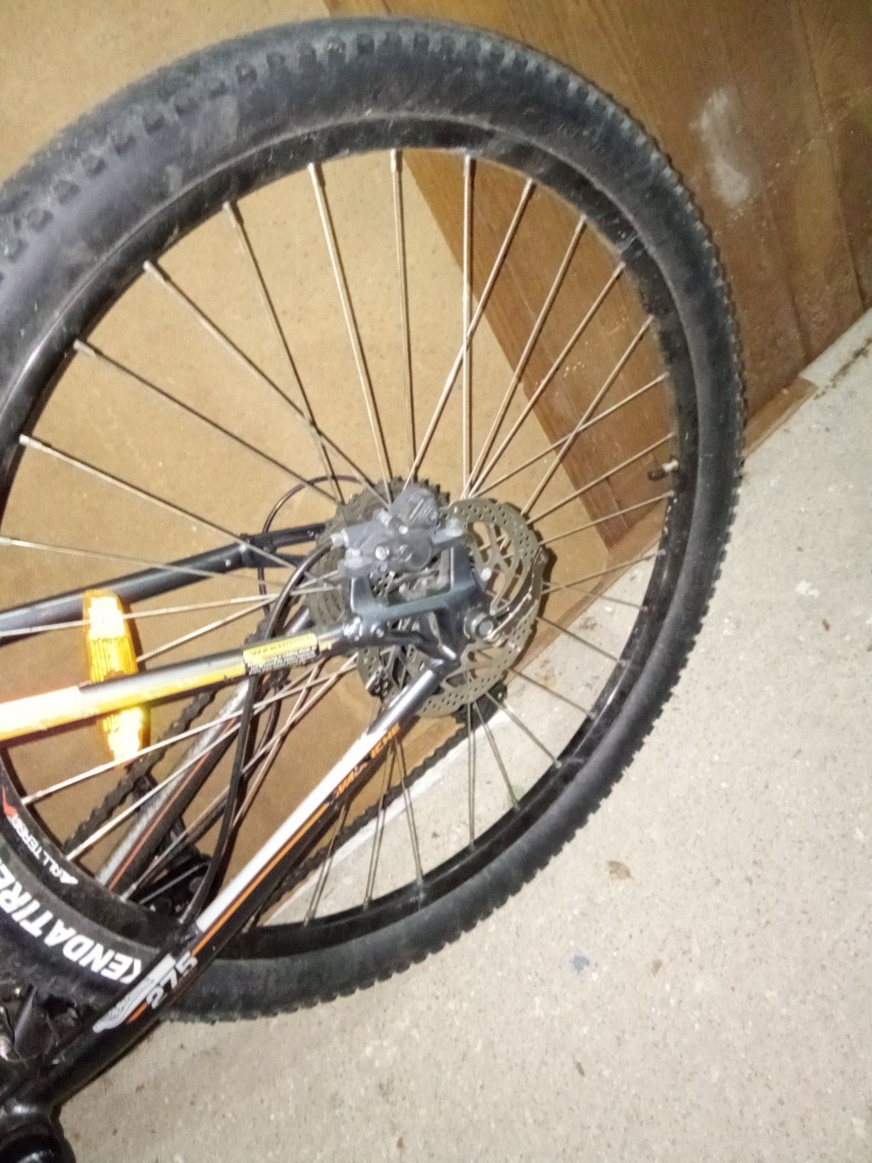 Vendo bicicleta avalanche GT como nova