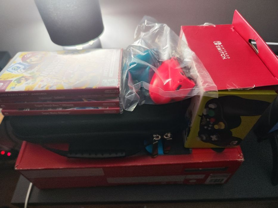 Nintendo switch + 7 gier