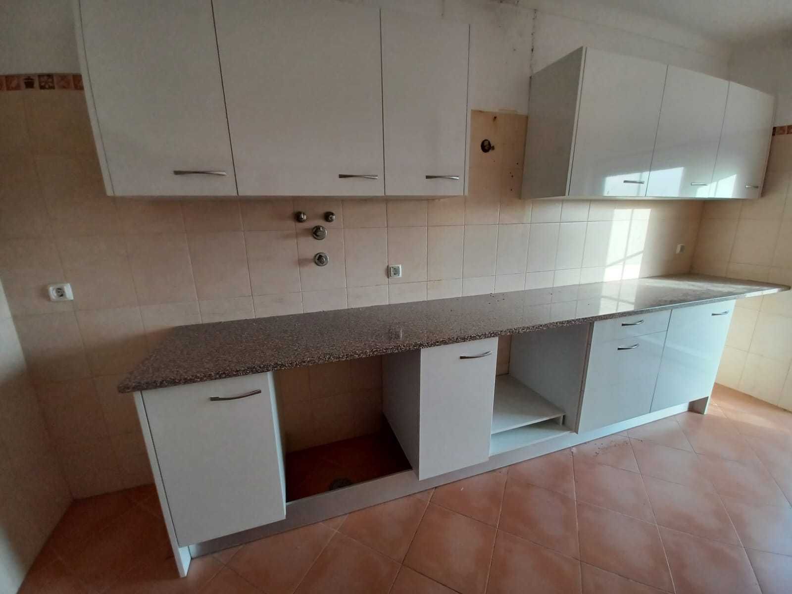 COZINHA NOVA em branco lacado com bancada - OPORTUNIDADE