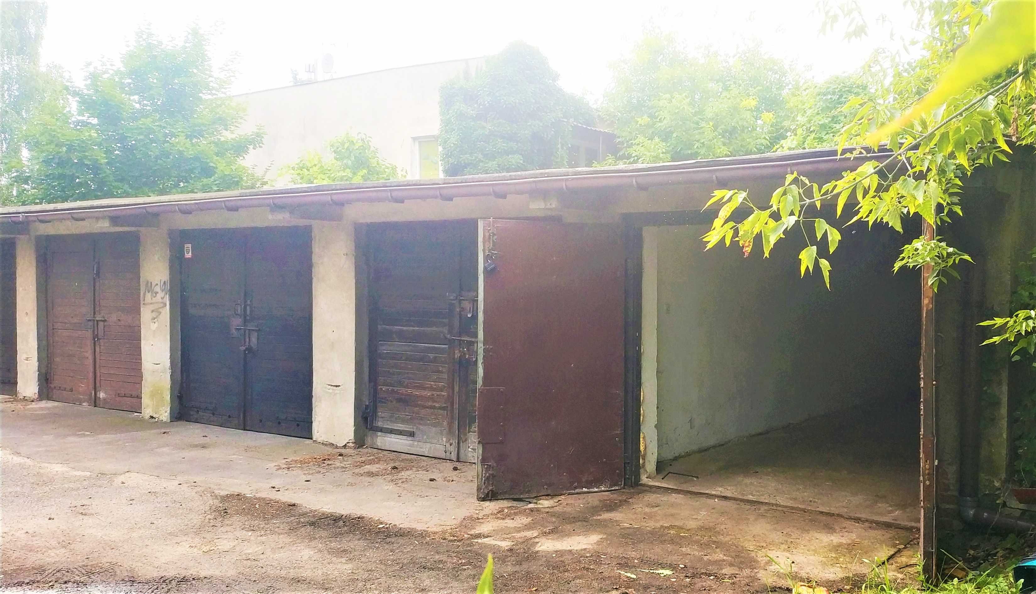 Samodzielny garaż szer. 2,70, dł. 8,40 m na Zaciszu ul. Gilarska 127a