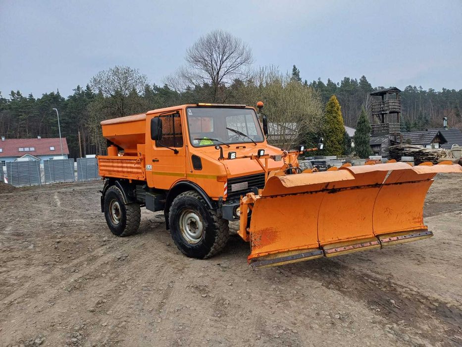 Unimog - Mercedes Benz