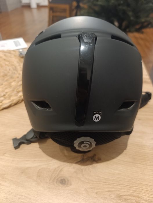 Sprzedam kask narciarski