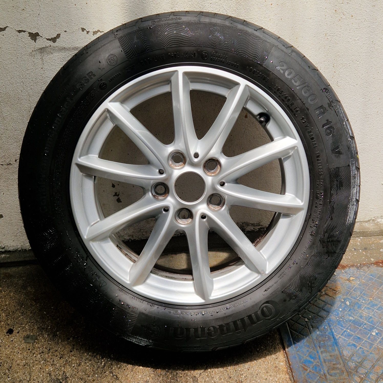 Jantes 16" BMW 5x112 com Pneus Continental – Usadas em Bom Estado