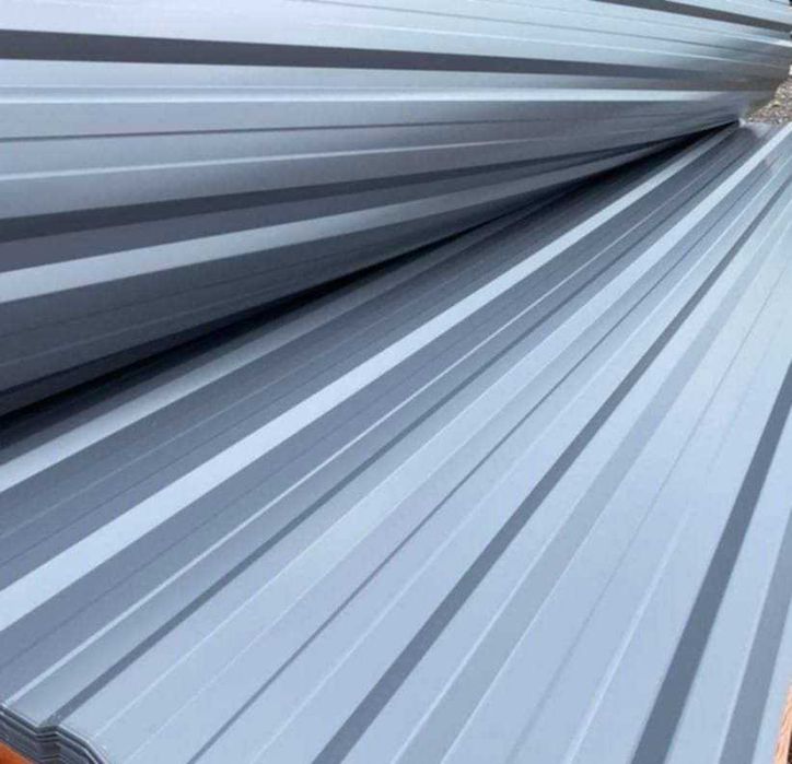 Różnorodne blachy trapezowe T18 i T7 - wybierz swój kolor i długość!