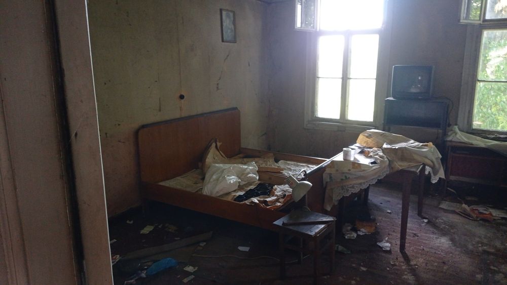 Opróżnianie domów mieszkań piwnic strychów garaży wycinka drzew gruz