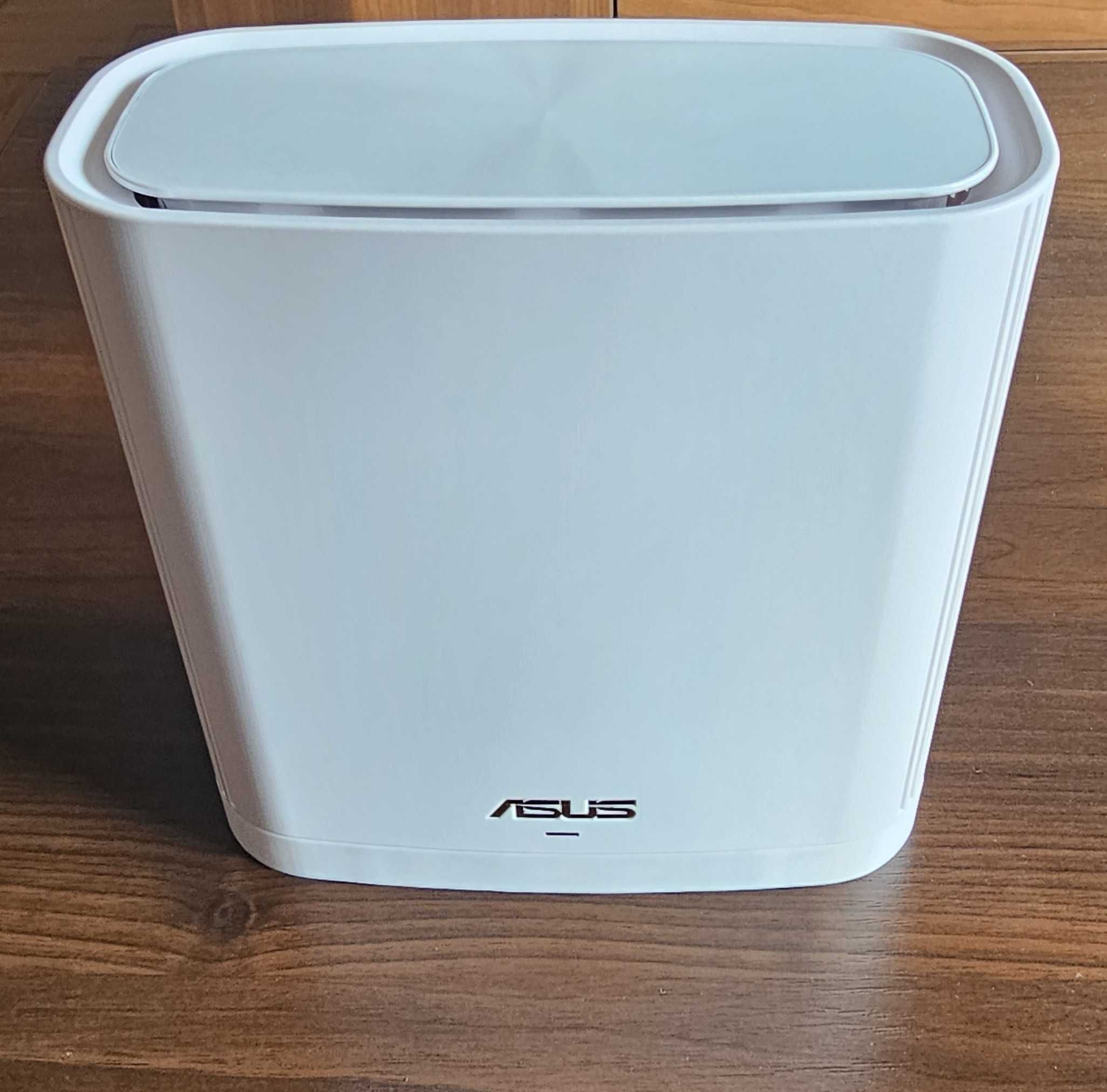 Uchwyt ścienny do Routera Asus ZenWifi XT8 / XT9 / CT8 AX6600