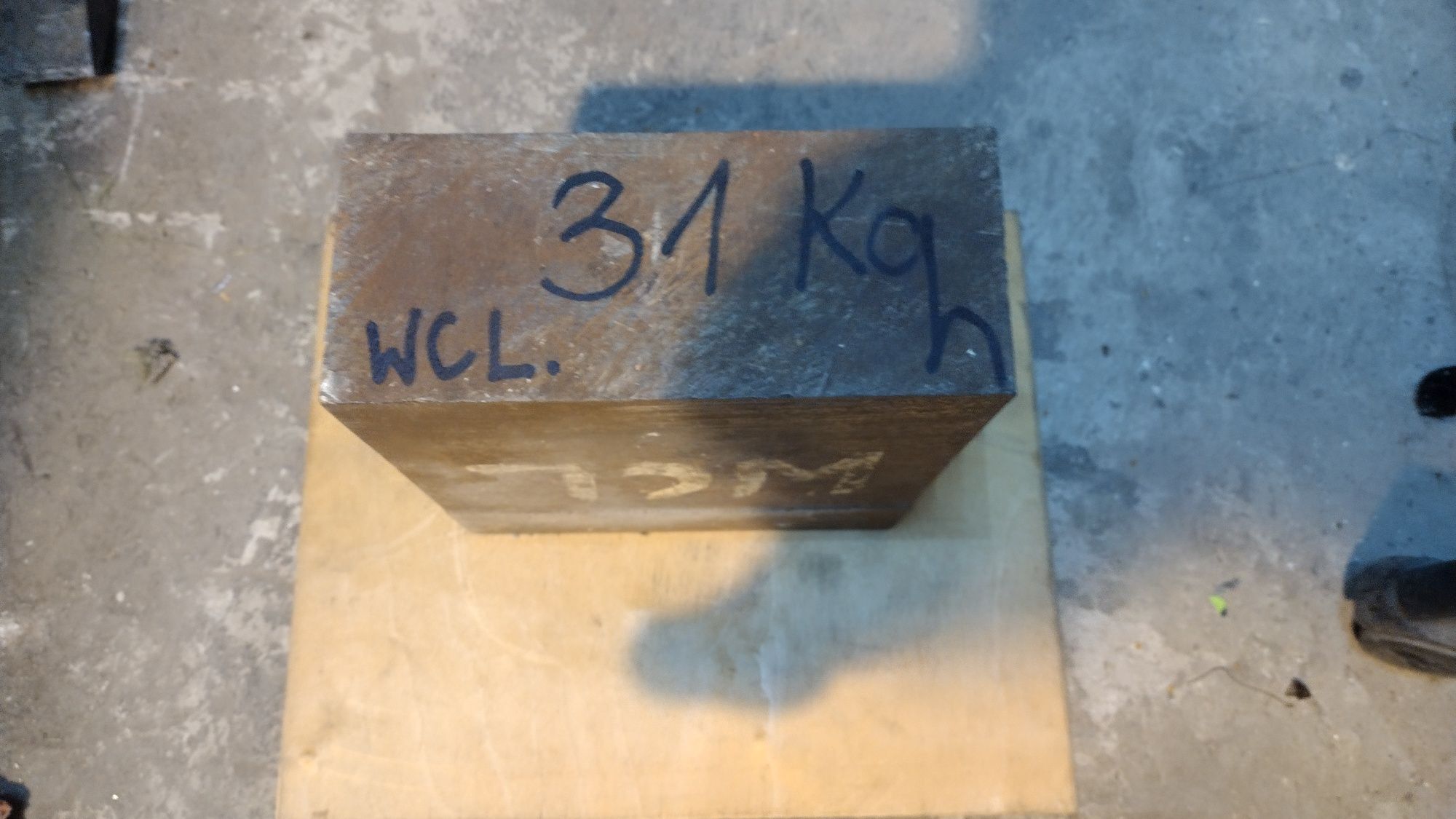 Gruba  Blacha stalowa formatka WCL 20,5 cm x 9 cm x 22,5 cm  .