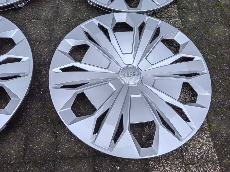 Kołpaki 17" Audi A3 A4 Q3 Q2 Q5 jak Nowe Komplet MG C