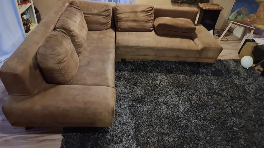 Brązowy narożnik z funkcją spania