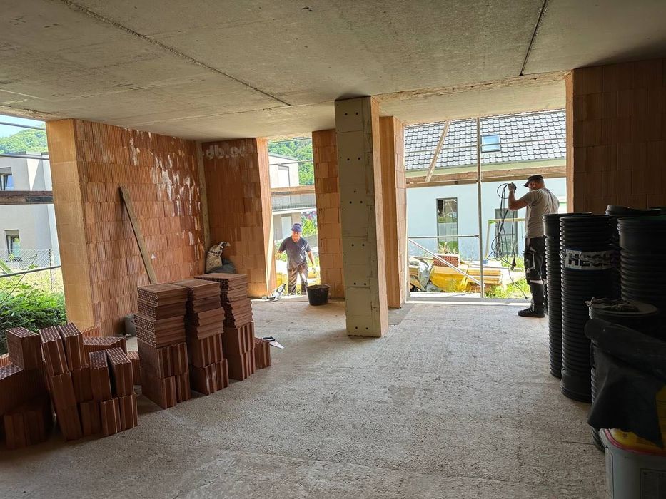 Будівництво будинків під ключ | DOMiQ