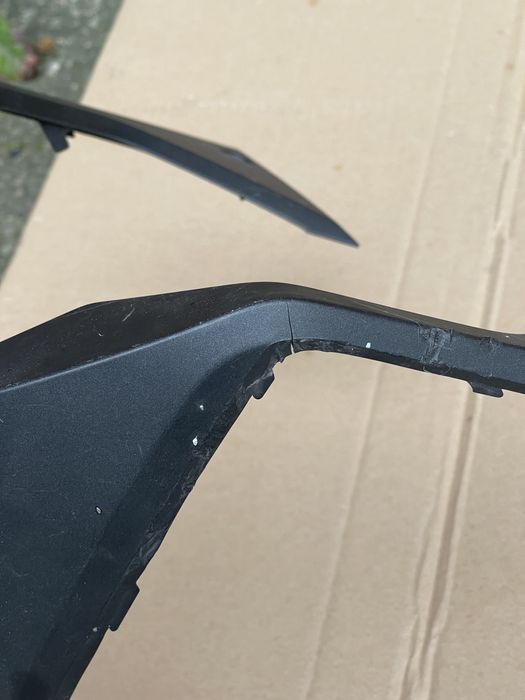 Wypełnienie stacyjki honda forza 125 nss kokpit