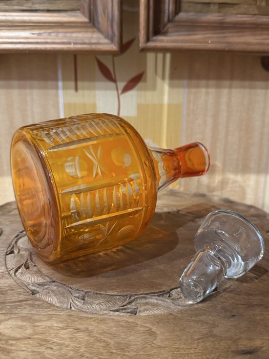 Набір  графин та чарки , вінтаж