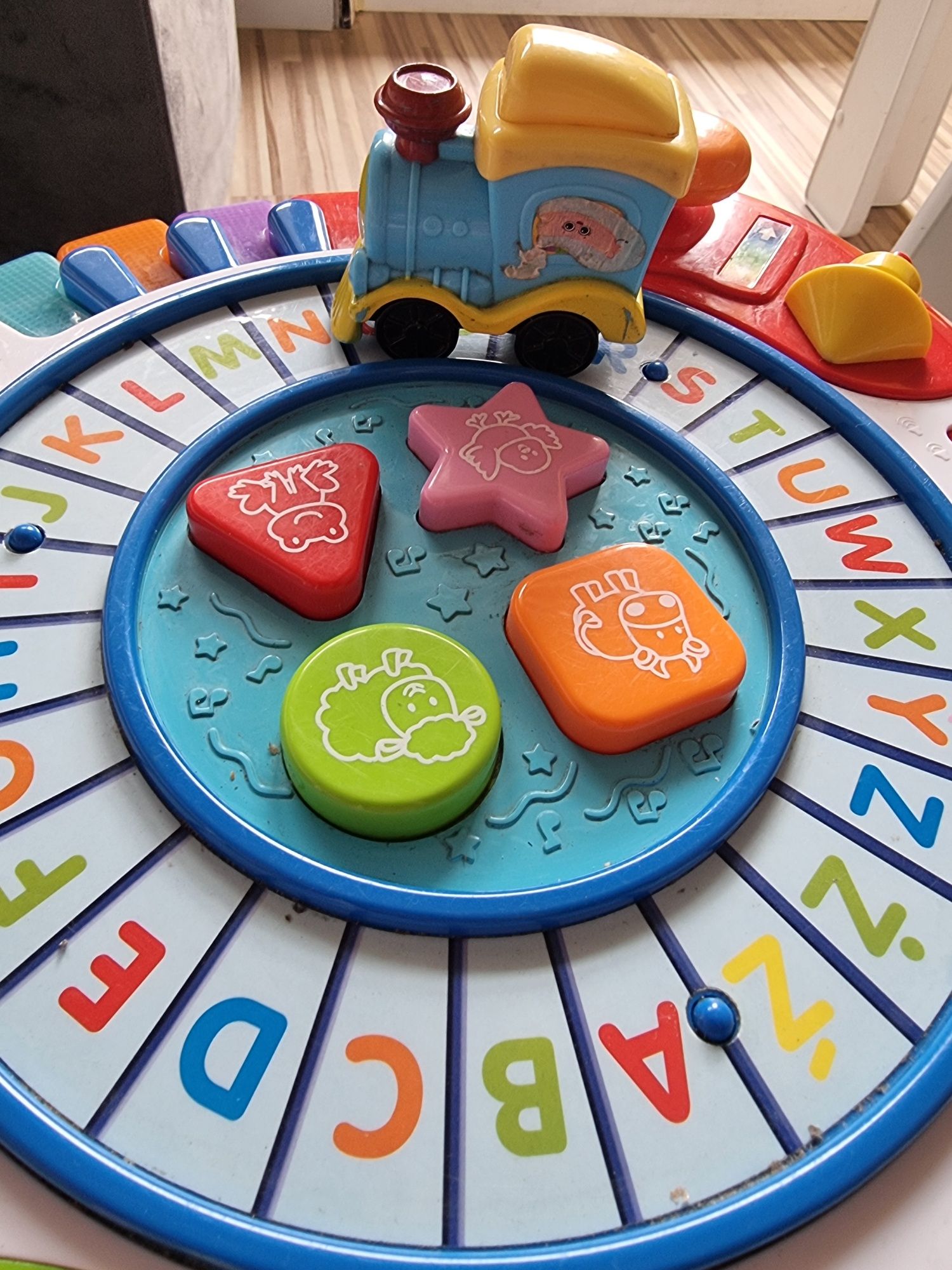 Stoliczek edukacyjny Smily Play