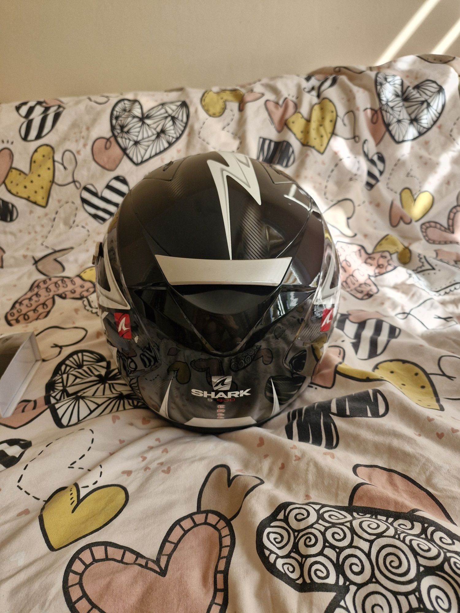 Kask motocyklowy marki Shark S900