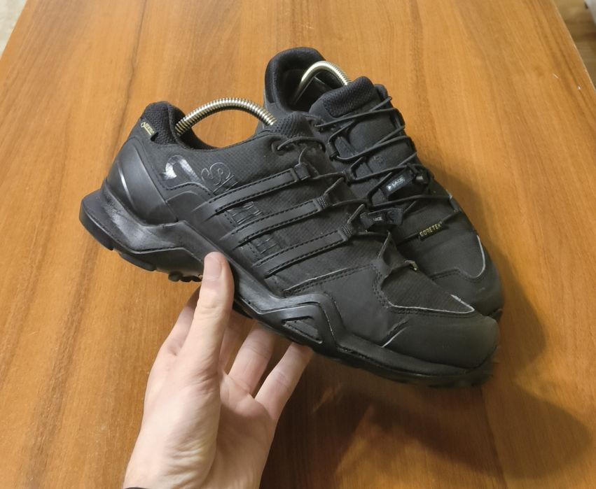 Кросівки чоловічі трекінгові Adidas Terrex Swift R2 Continental GTX 43