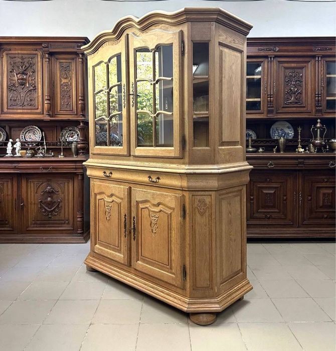 Вітрина дуб сервант дерево 3658