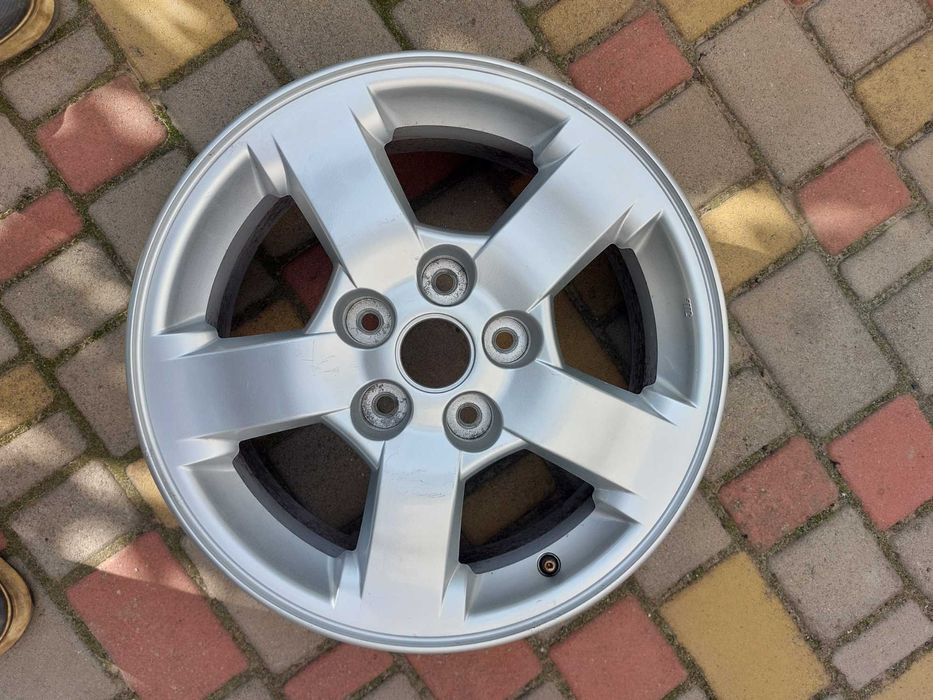 продам один диск киа спортаж 2008-2009 г