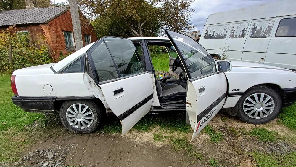 Продам Опель омега.а