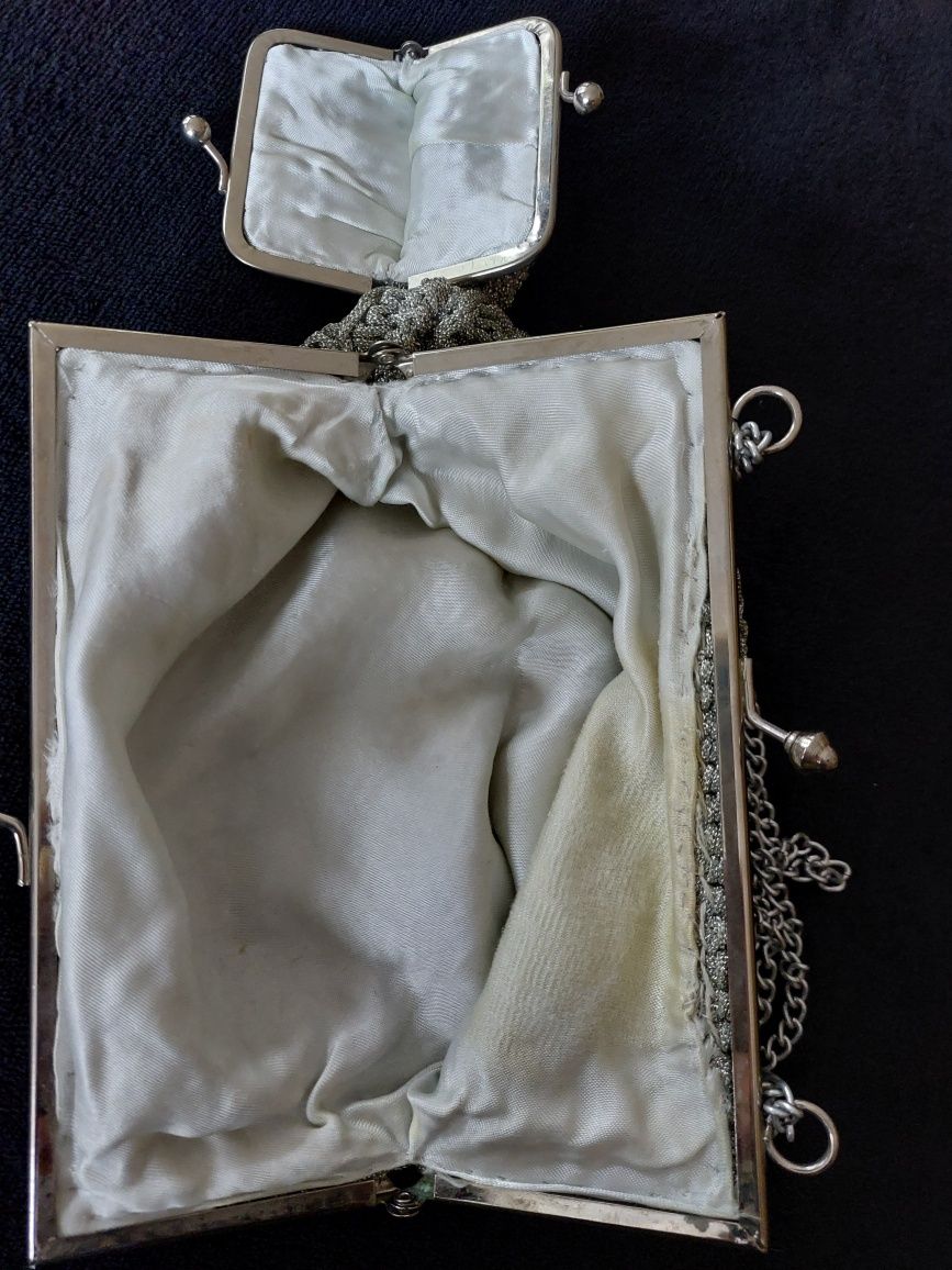 Kolekcja stara torebka wieczorowa portfel srebrny kolor