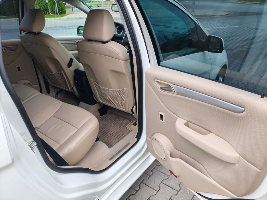 Продам Mercedes B-200 FULL!